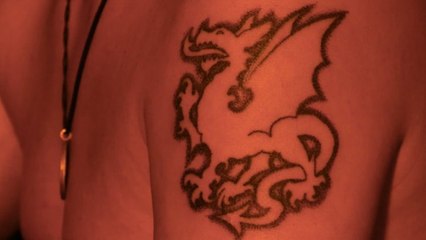 Wykonujemy TATUAŻ starodawną techniką! - CO ZA HISTORIA