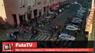 Benfiquista espeta-se de moto durante os festejos