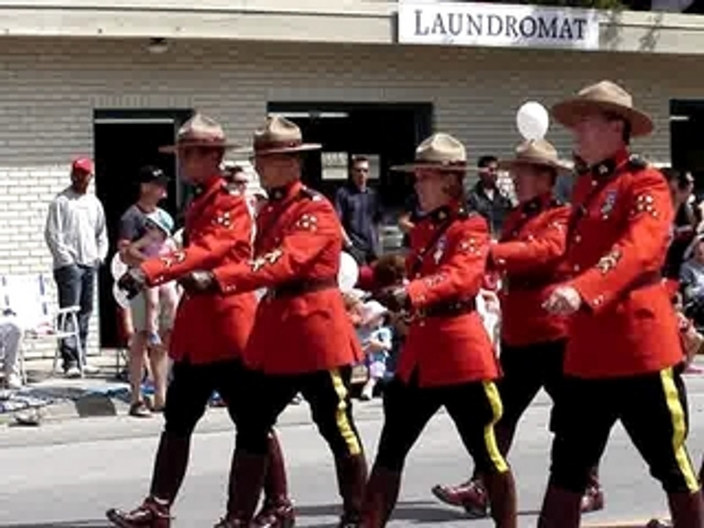 Canada Day Parade Video Dailymotion - rcmp hat roblox