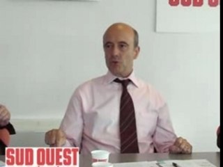 Alain Juppe face aux lecteurs