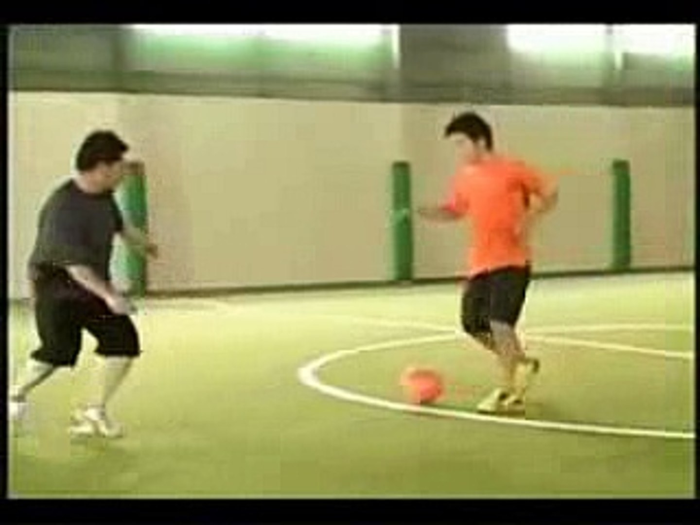 ⁣Lionel Messi Basic Soccer moves