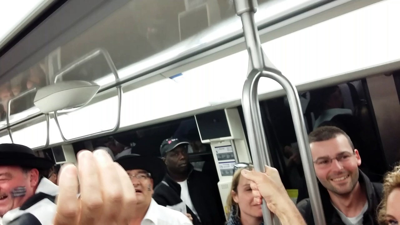 Arrivées supporters de Brest à Bercy - Finale Coupe de France Handball 2016