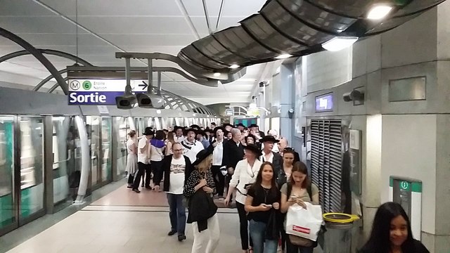 Arrivées supporters de Brest à Bercy - Finale Coupe de France Handball 2016