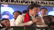 Imran Khan Slaps man during Speech in Faisalabad Jalsa