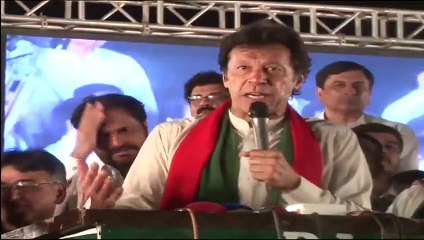 Watch Asad Umer Reaction When Imran Khan Slaps His Own Worker_2