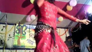 Tor Piriter Nesha Amar Laglo Kolijai Gaye HoluD dance