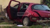 Report TV - Aksident tragjik në Durrës, 2 të  rinj humbin jetën, 4 të plagosur