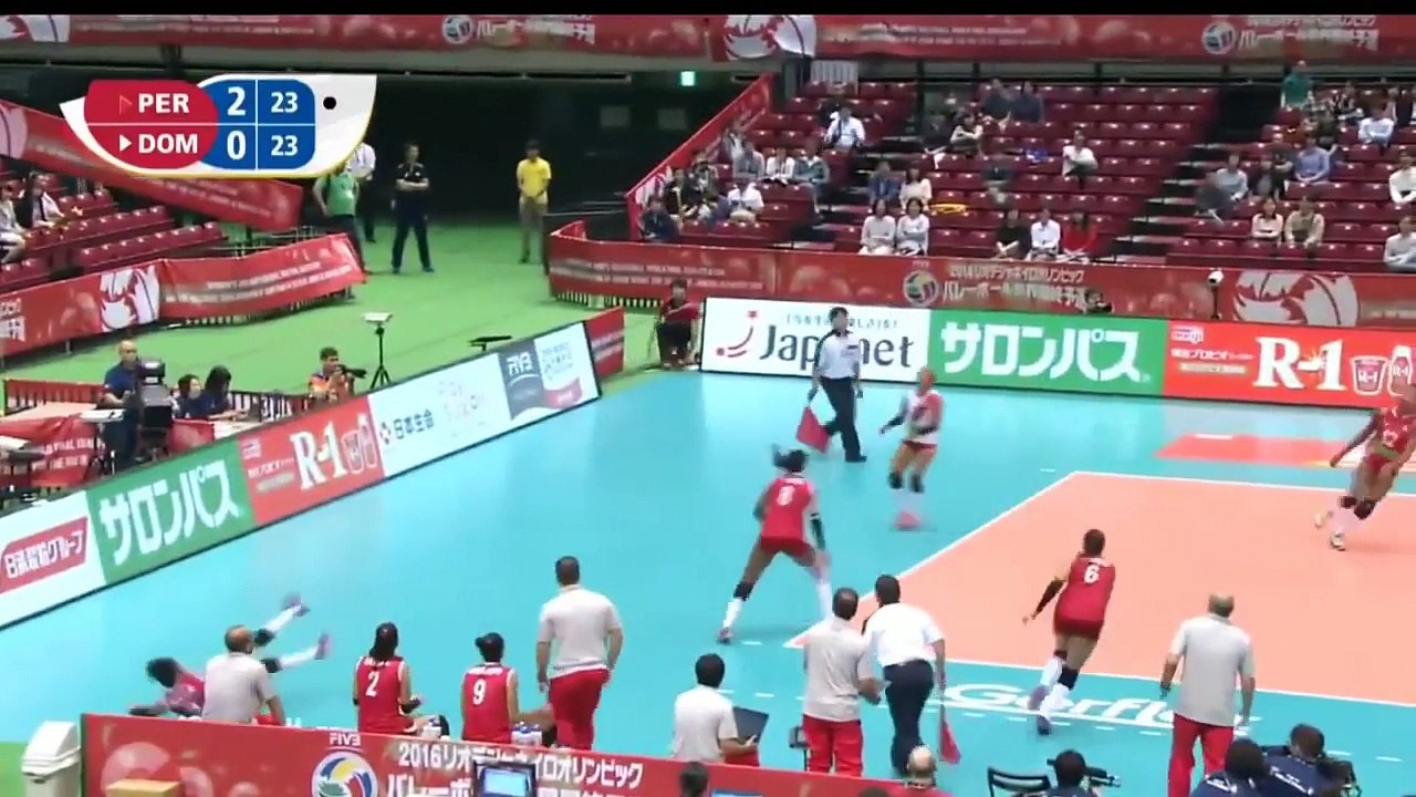 Brayelin Martínez. Injury / 2016 FIVB Women's World Olympic Qualification Tournament.