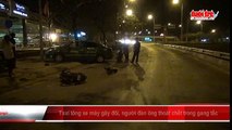 Taxi tông xe máy gãy đôi, người đàn ông thoát chết trong gang tấc