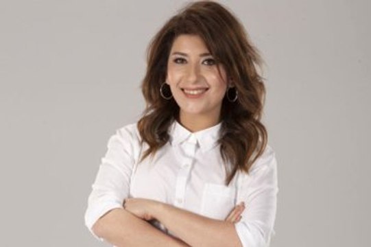 Şebnem Bozoklu, Cannes Film Festivali'nde Soyuldu