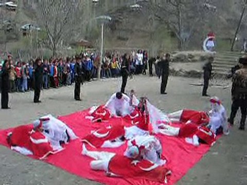 23 nisan gösterileri oruclu iöo feke/adana