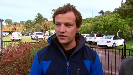 Passengers jump from hot air balloon as fuel runs out