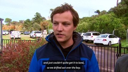 Passengers jump from hot air balloon as fuel runs out