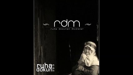 Yunus Dişkaya . Gülmek Bazen Zaman Alır