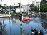 Powódź 2010 22 czerwiec Wrocław ul. Trzebnicka godz 17:20