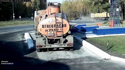 Russian Truck Crash Compilation October 2014 part 1