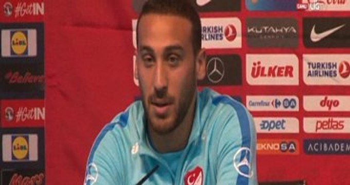 Cenk Tosun, İngiltere Maçı Öncesi Basın Toplantısında Taktiği Söyledi