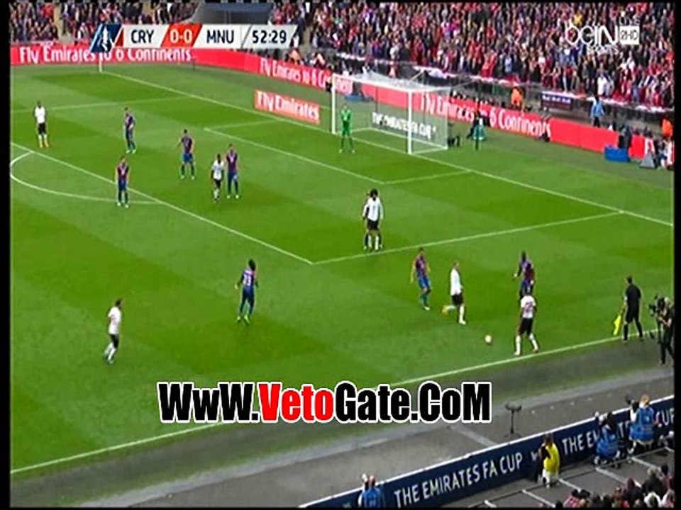 "العارضة" تحرم المان يونايتد من التقدم امام كريستال بالاس