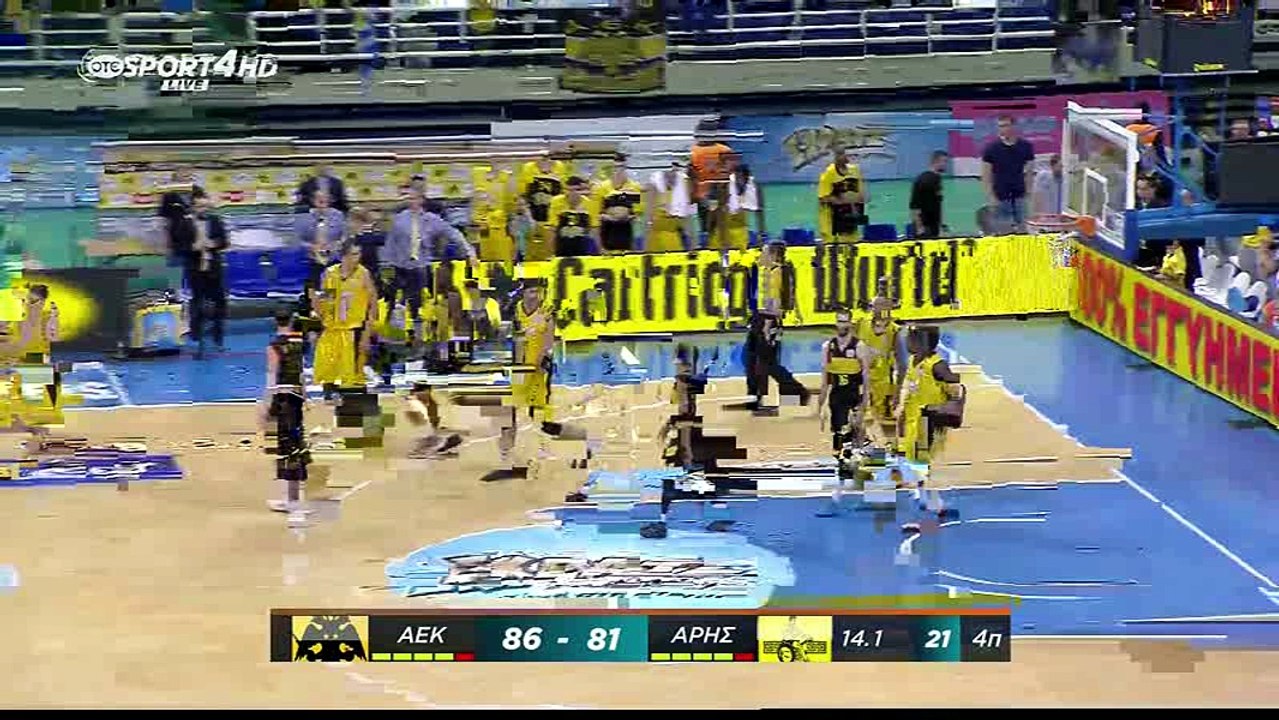 Ένταση στο παρκέ του ΑΕΚ-Άρης
