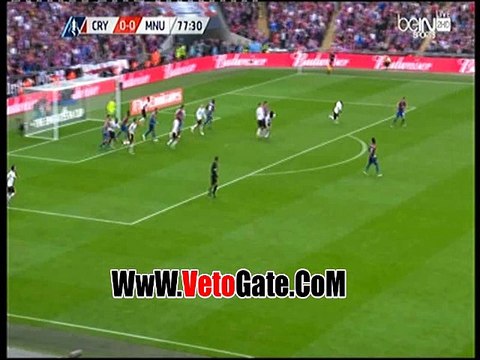 بونشيون يتقدم بالهدف الاول لـ كريستال بالاس فى المان يونايتد
