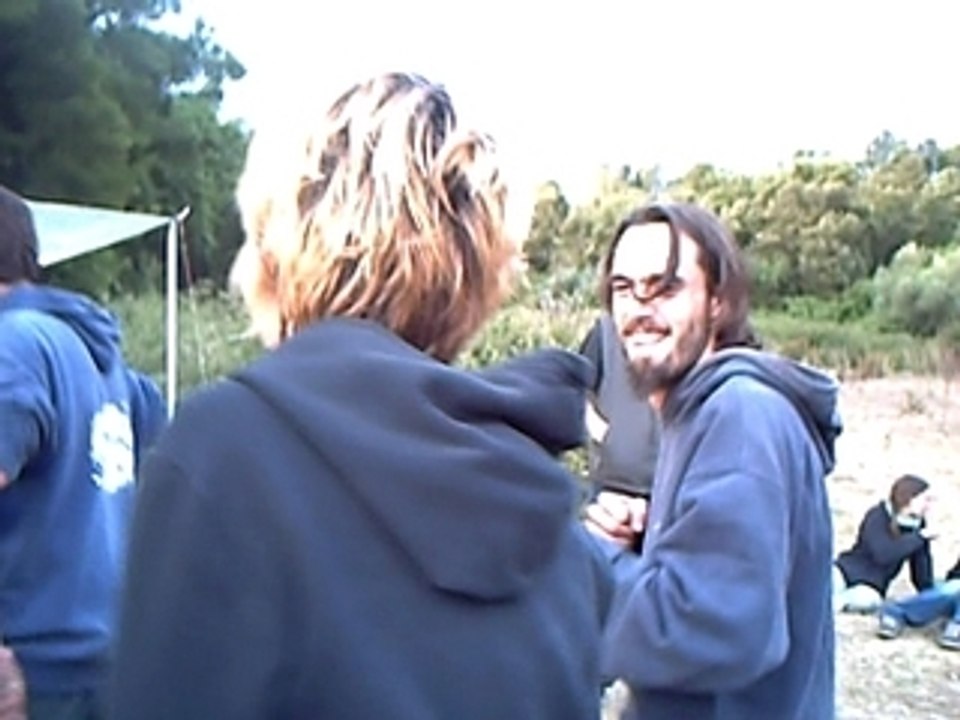 au coeur de la teuf devant le son