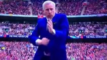 Alan Pardew Dancing After Puncheon Goal vs Manchester United!