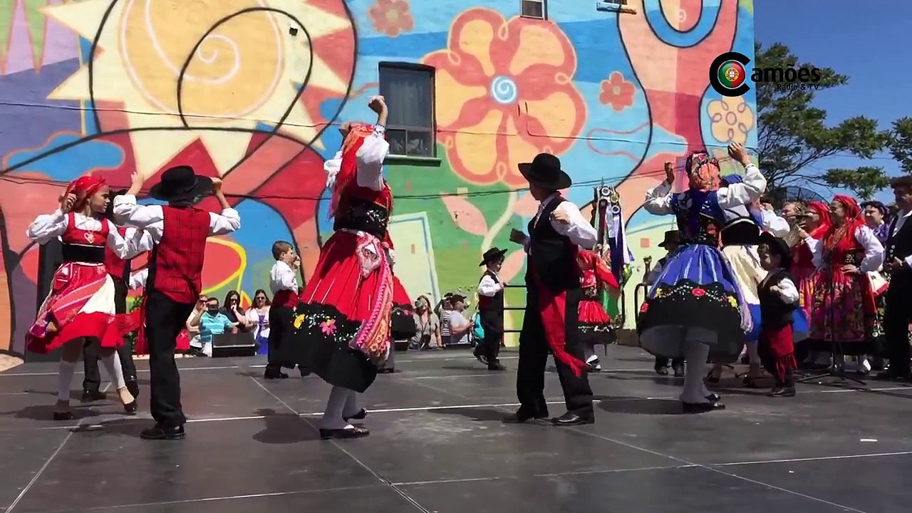 Camões Rádio & TV entrevista Helder Ramos organizador da Dundas West Fest