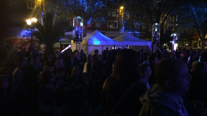 La place Mitterrand à Lisieux transformée en boîte nuit