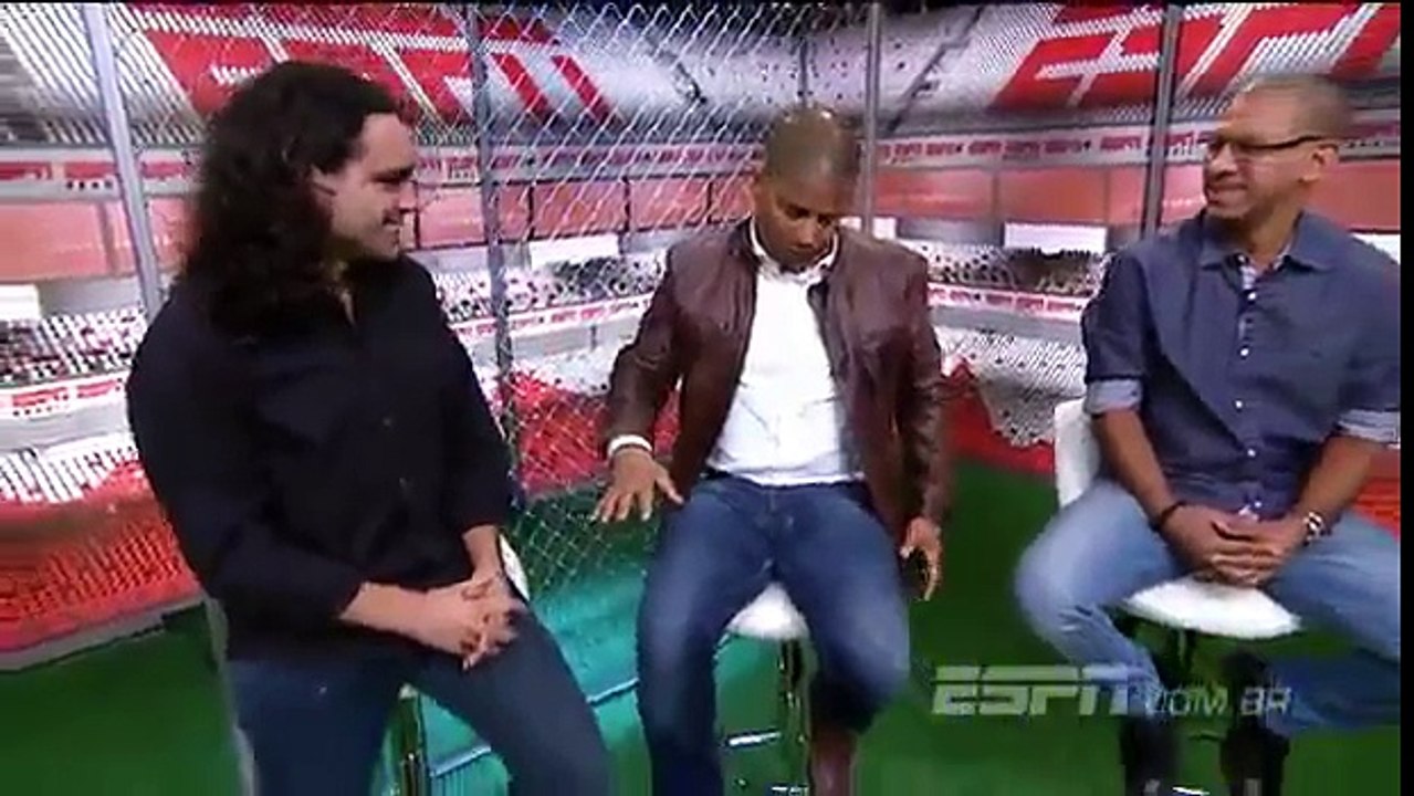 Marcelinho Carioca e a moral que Romário tinha no Valência