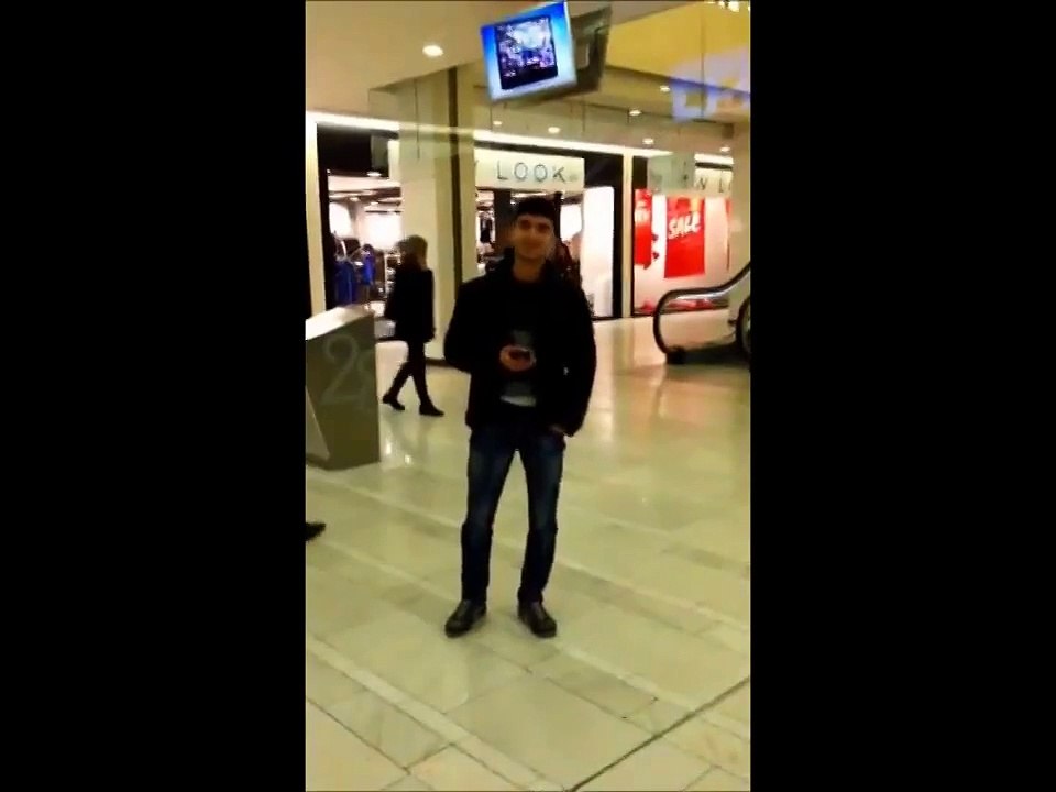 28 MaLL. TV oFF SHoW :D