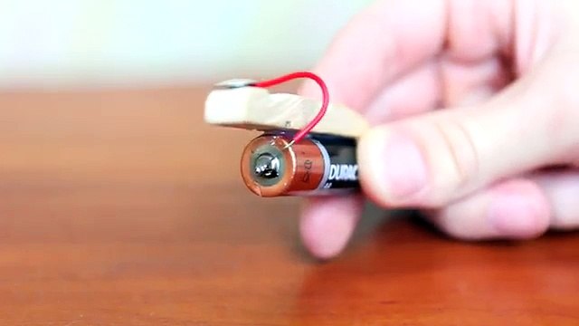 Como fazer um alarme caseiro com materiais que todos temos em casa