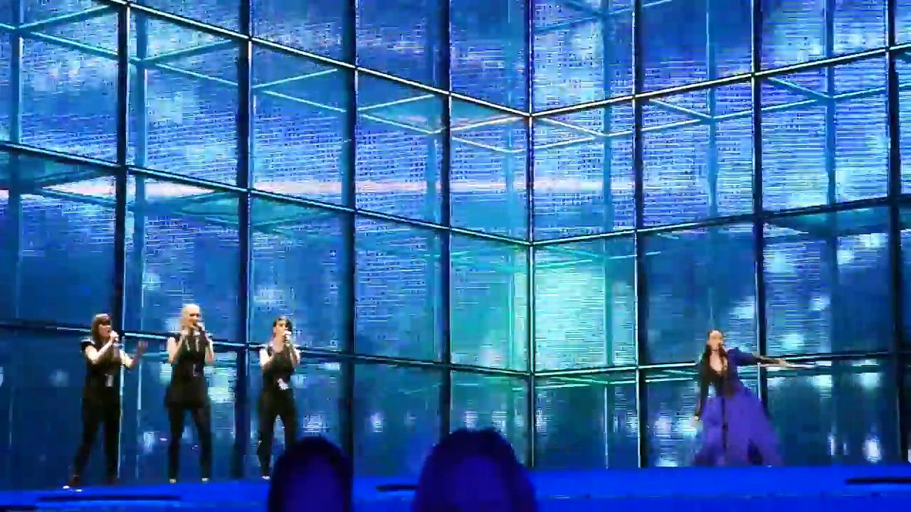 Tinkara Kovač Round and Round (Slovenia) Second Rehearsal