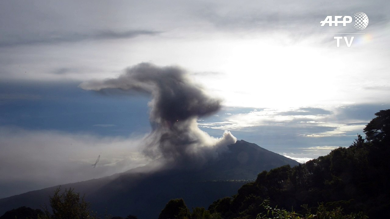 Heftiger Vulkanausbruch in Costa Rica