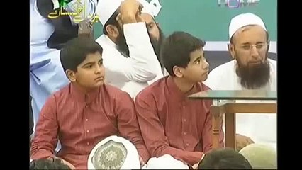 Iftikhar Thakur Infront Of Maulana Tariq Jameel 2016