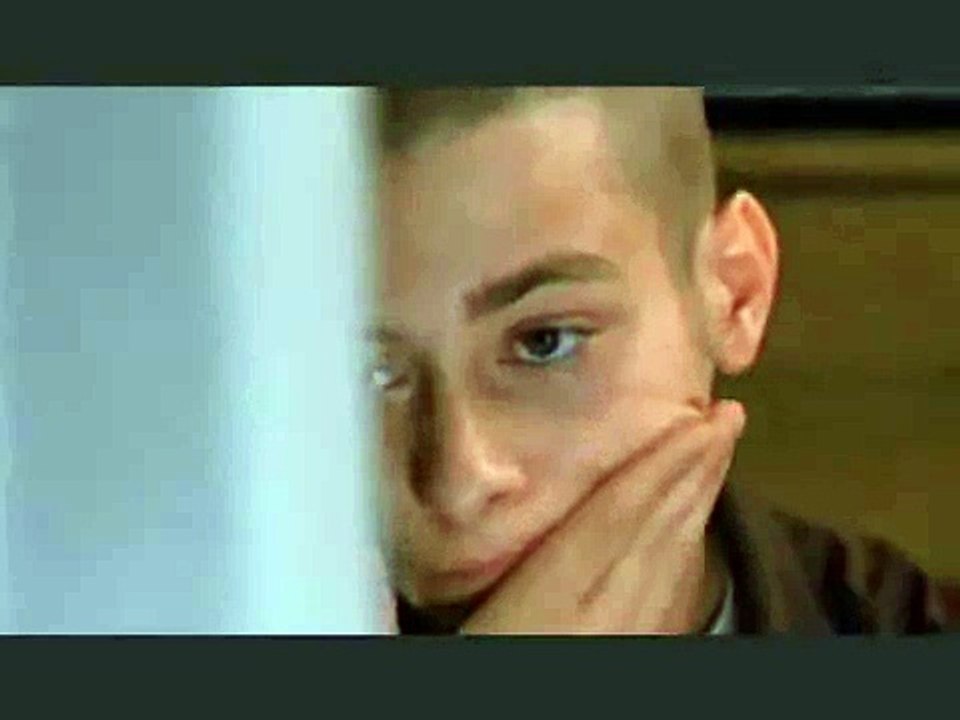 Reenactflix : American History X scene 2 : Dinner Scene