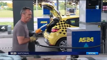 Video herunterladen: Les automobilistes inquiets devant la pénurie de carburant qui touche désormais l'ouest et le nord de la France