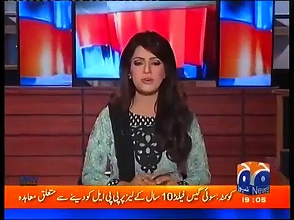 Watch how Ayesha Baksh bashing Khawaja Asif, Molana Faza-ur-Rehman and Nawaz Sharif