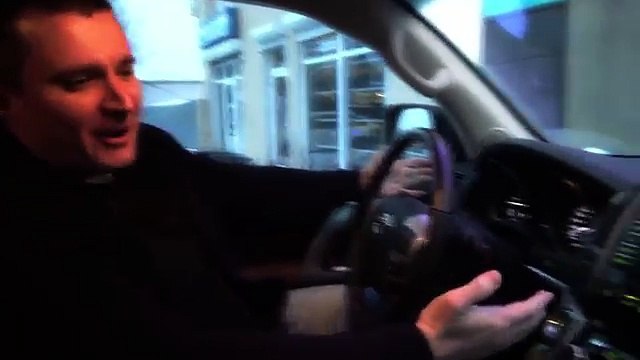 Đánh giá Toyota Land Cruiser 2017 - 0906080068