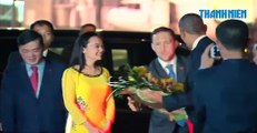 Tổng thống Mỹ Barack Obama bước chân xuống Nội Bài, bắt đầu thăm chính thức Việt Nam