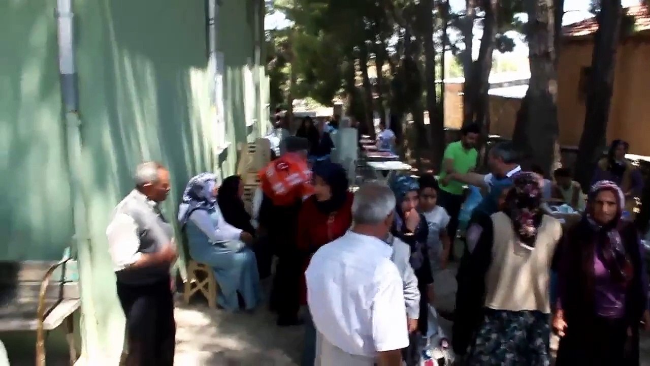 Antalyalı Şair Veli Tez-Konya İli Yunak İlçesi Sevinç Köyü Hasat Şöleni