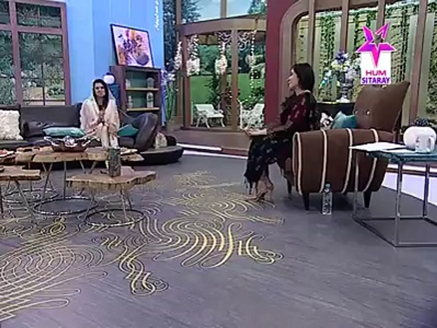 reham khan singing a song