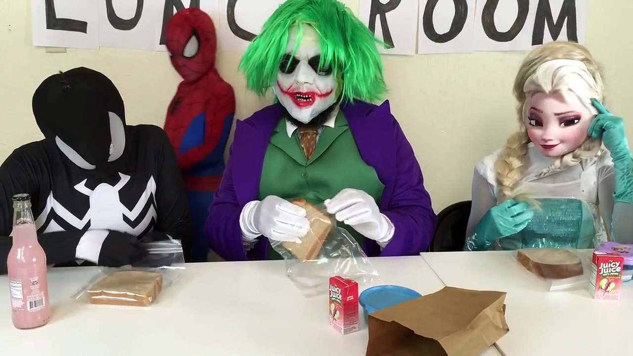 Frozen Elsa Eats A Worm Sandwich! - Spiderman vs Joker vs Venom vs Frozen Elsa - Supehero Team
