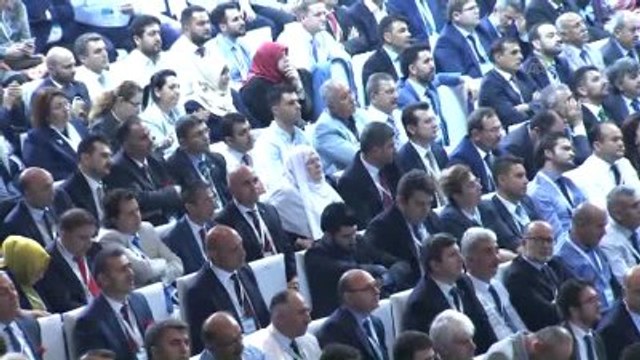 Başbakan Davutoğlu: Aynı Davaya Hizmet Etmeye Devam Edeğim