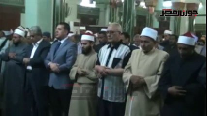 مدير الأمن ومحافظ أسيوط يؤديان صلاة الغائب على ضحايا الطائرة المنكوبة