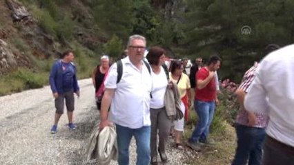 Cipin Baraj Gölüne Düşmesi Sonucu Kaybolan 3 Litvanyalı Turistin Cesetleri Bulundu