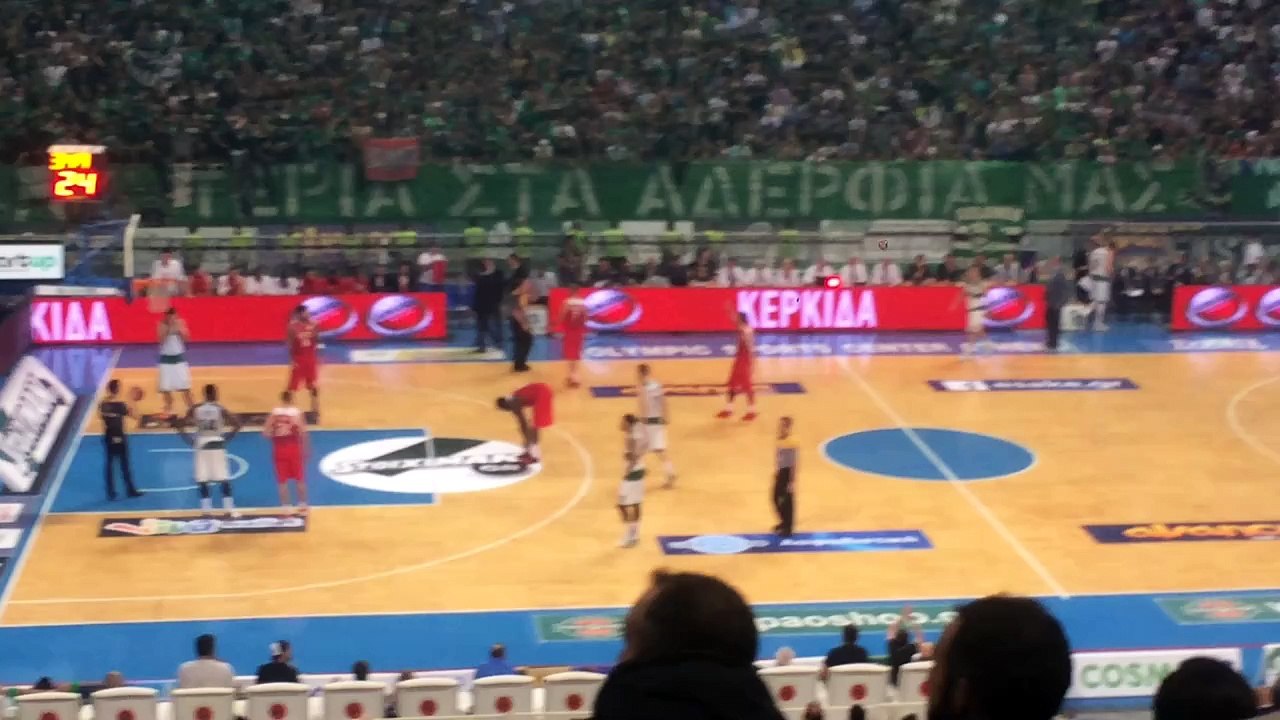 Αποθέωση για Διαμαντίδη