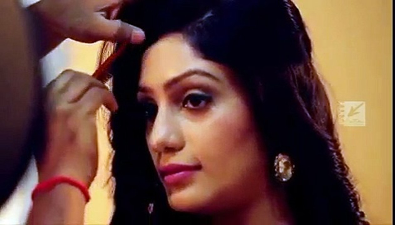 badai bungalow Arya photoshoot
