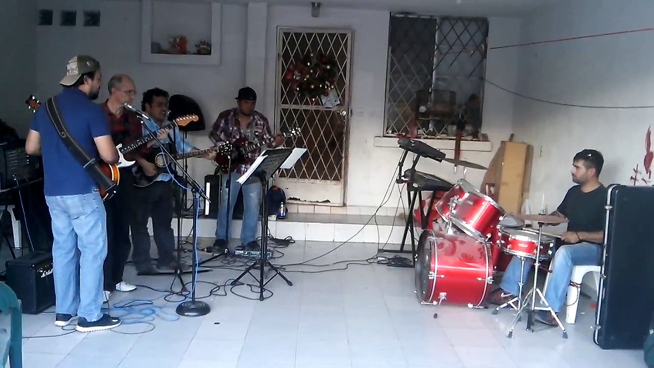 Rain The Beatles por Rock Beat Band