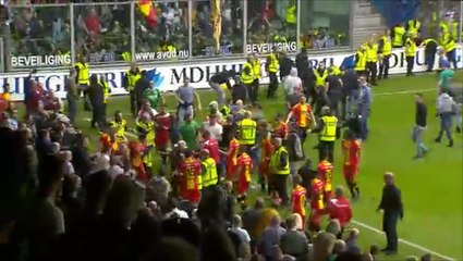 De Graafschap's Fans Attack Go Ahead Eagles' Players!