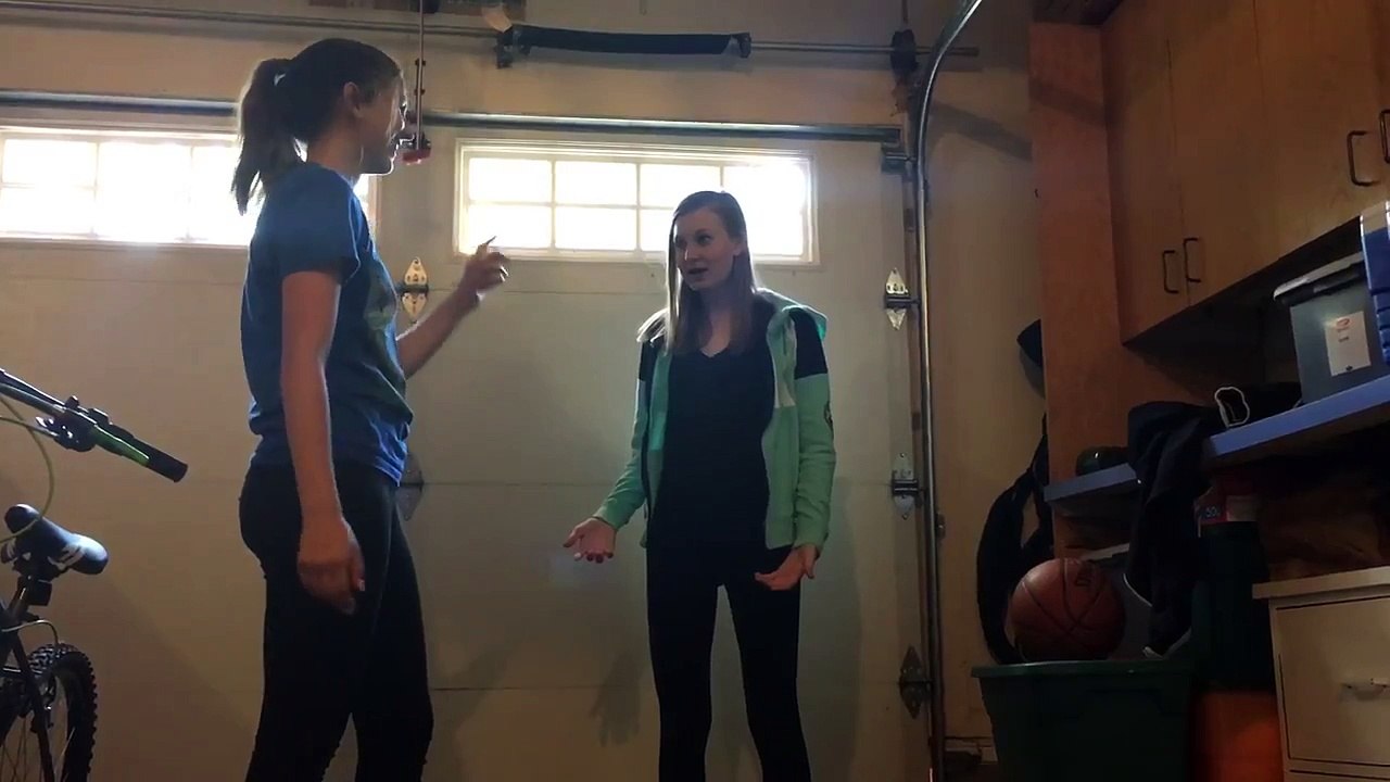 Poor girl falls and breaks her leg [gone sexual]